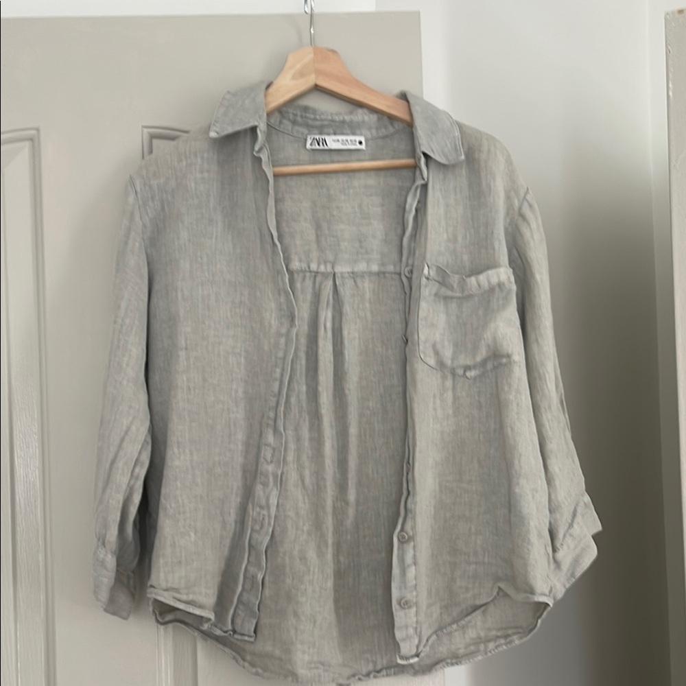 Zara Soft Gray Button-Up Shirt
